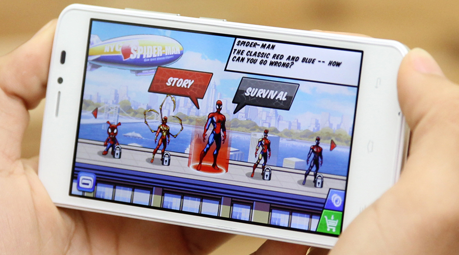 <p>Cấu h&igrave;nh l&otilde;i tứ, c&agrave;i đặt sẵn Android 4.4 Kitkat, gi&uacute;p mọi t&aacute;c vụ của người d&ugrave;ng mượt m&agrave; hơn, chơi game, lướt web đ&atilde; hơn</p>