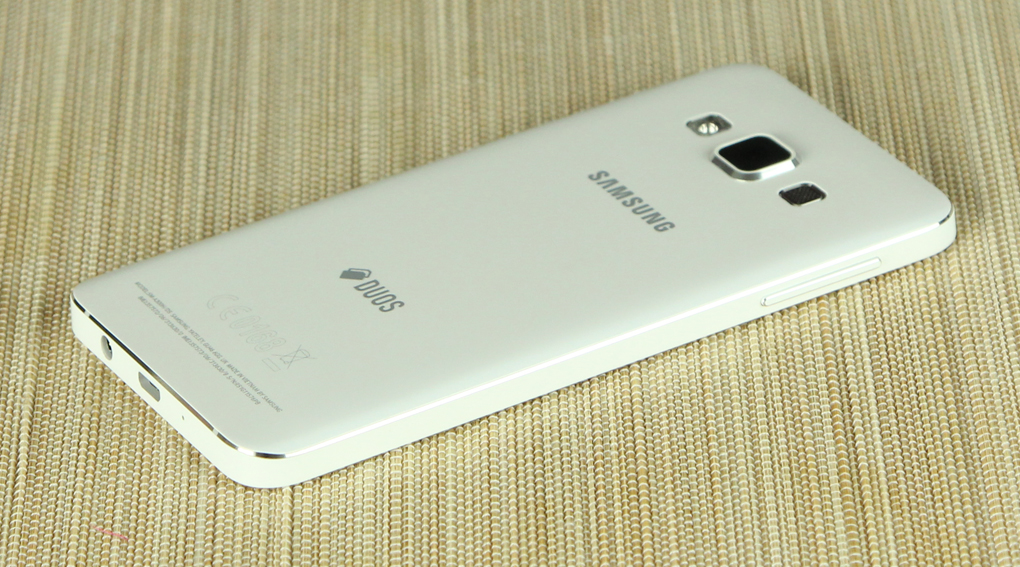 Điện thoại Samsung Galaxy A3