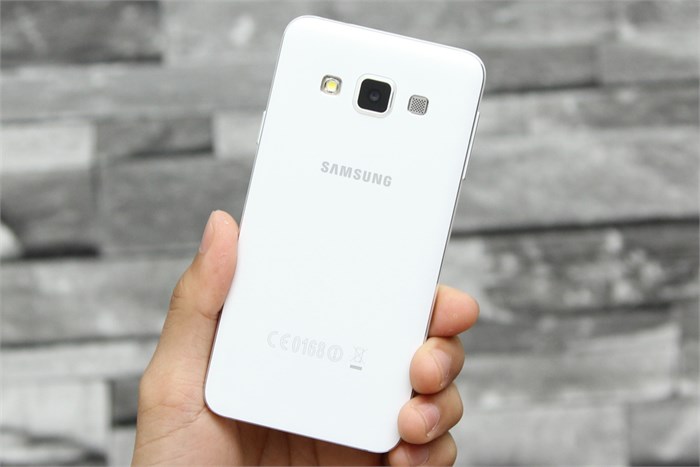 Điện thoại Samsung Galaxy A3