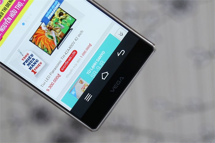 Điện thoại Pantech Vega Iron A870S