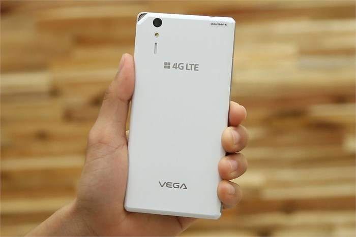 Điện thoại Pantech Vega Iron A870S