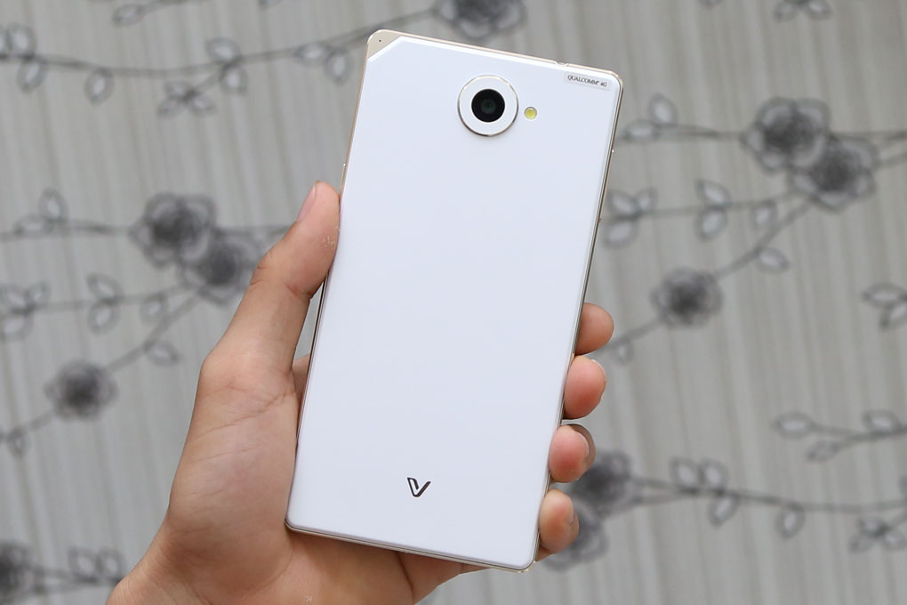 Pantech Vega Iron 2 A910S - 3