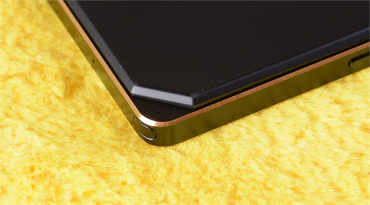 Điện thoại Pantech Vega Iron 2 A910S