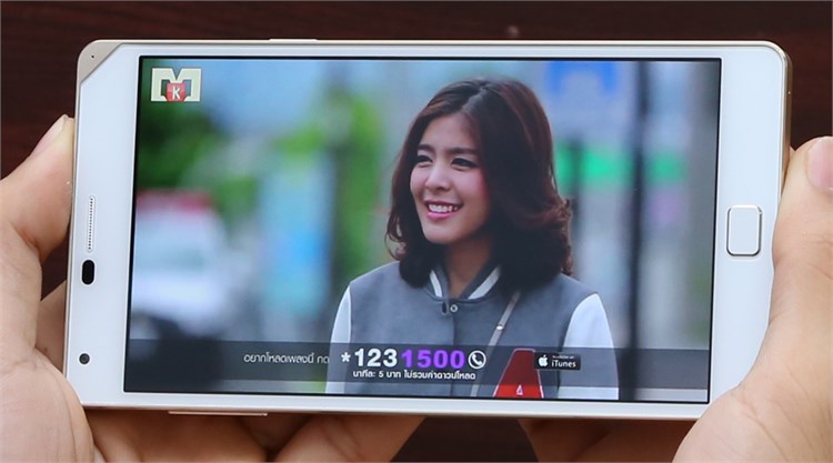 Điện thoại Pantech Vega Iron 2 A910S