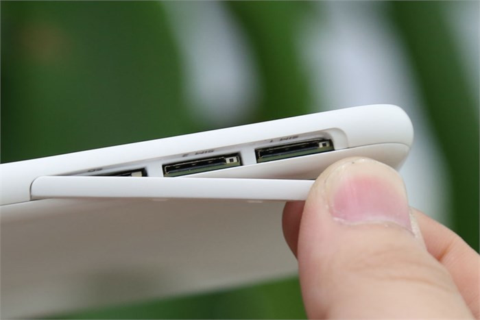 Điện thoại HTC Desire 816G Màu Trắng