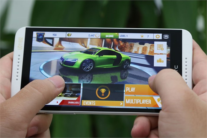 Điện thoại HTC Desire 816G Màu Trắng