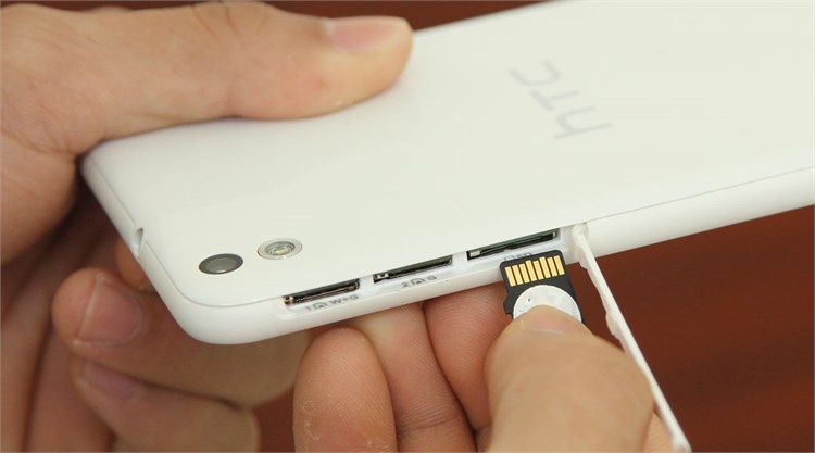 Điện thoại HTC Desire 816G Màu Trắng