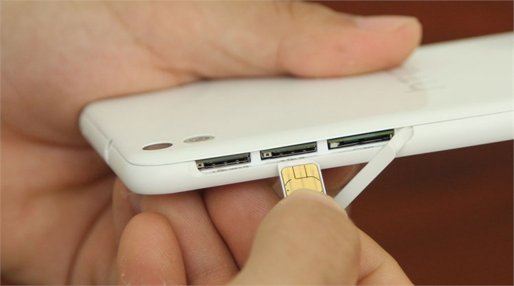 Điện thoại HTC Desire 816G Màu Trắng