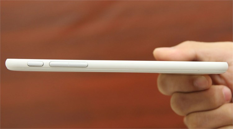 Điện thoại HTC Desire 816G Màu Trắng