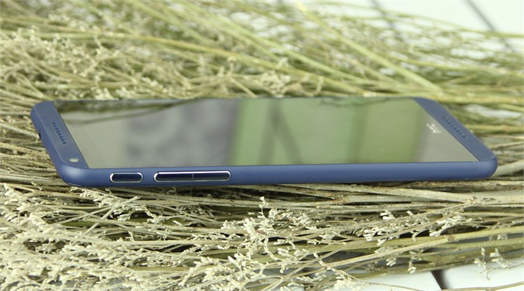 Điện thoại HTC Desire 816G Màu Xanh Dương