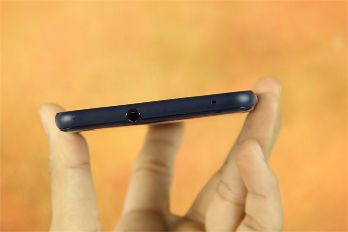 Điện thoại HTC Desire 816G Màu Xanh Dương