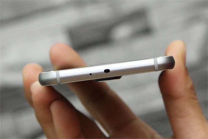 Điện thoại Samsung Galaxy S6 32GB