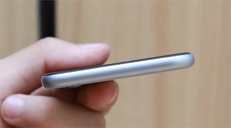 Điện thoại iPhone 6 128GB Màu Xám đậm