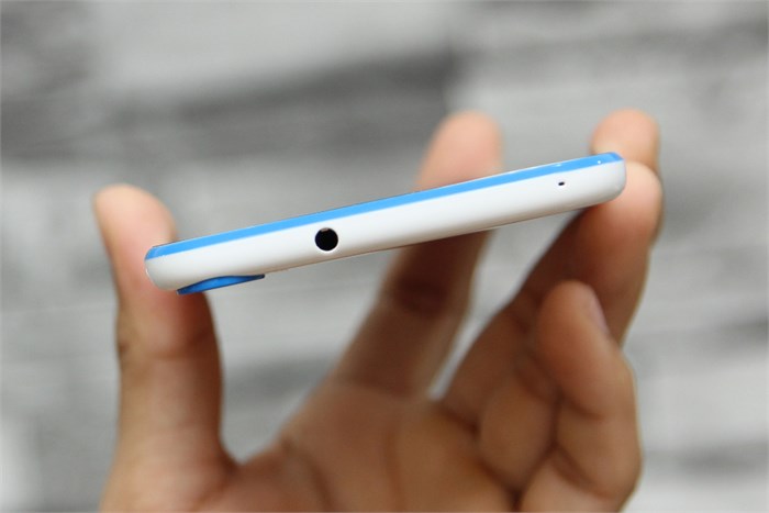 Điện thoại HTC Desire 820S