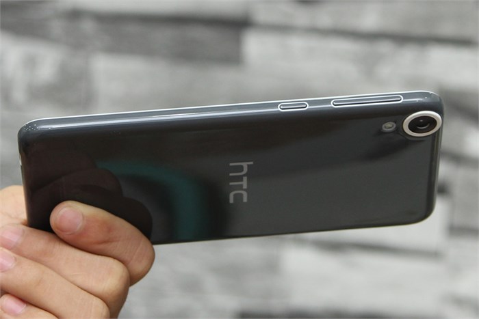 Điện thoại HTC Desire 820S