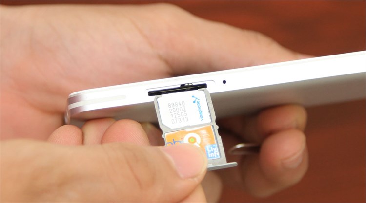 Điện thoại Mobiistar Prime 558