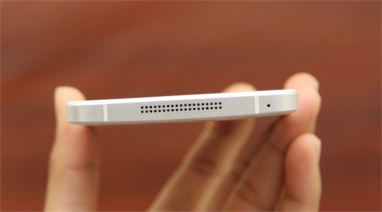 Điện thoại Mobiistar Prime 558