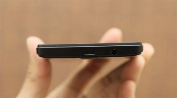 Điện thoại Philips W3509