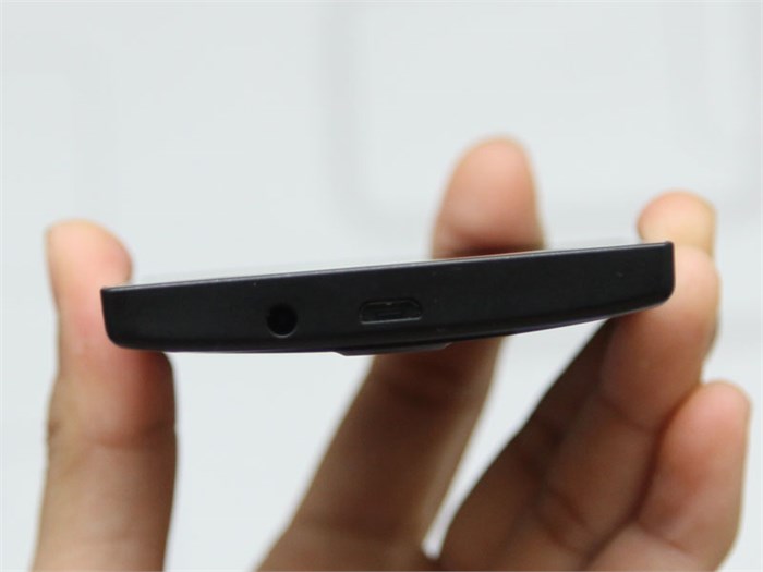 Điện thoại Philips S398