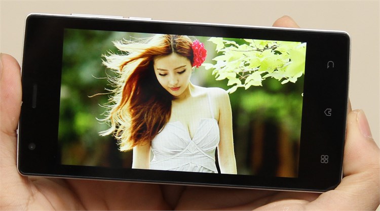 Điện thoại Q-Smart QS18