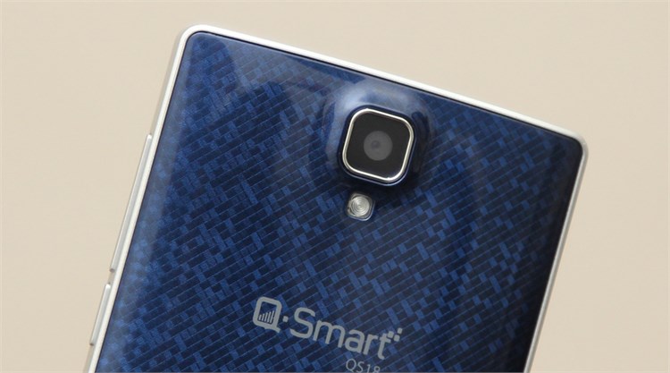 Điện thoại Q-Smart QS18