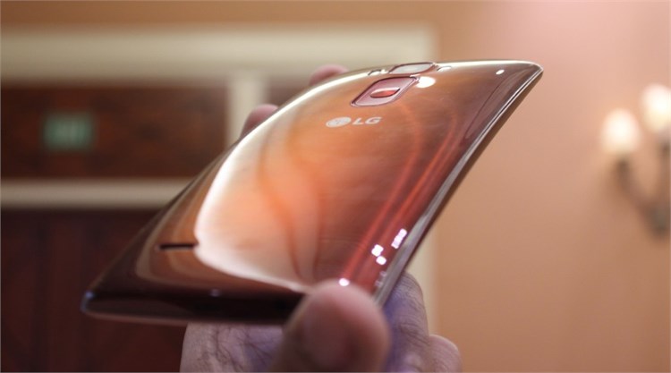 Điện thoại LG G Flex 2