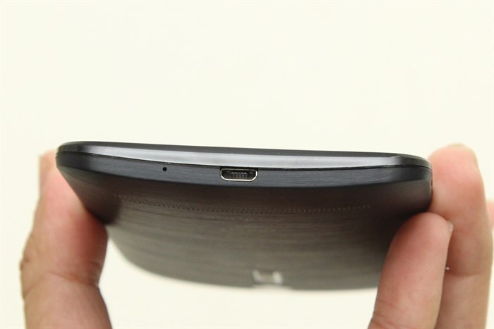 Điện thoại Asus Zenfone 2 2.3Ghz/4G/32G Màu Đen