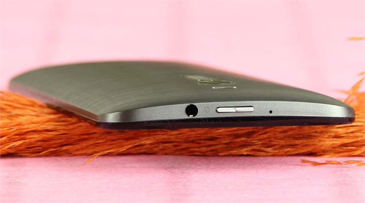 Điện thoại Asus Zenfone 2 2.3Ghz/4G/32G