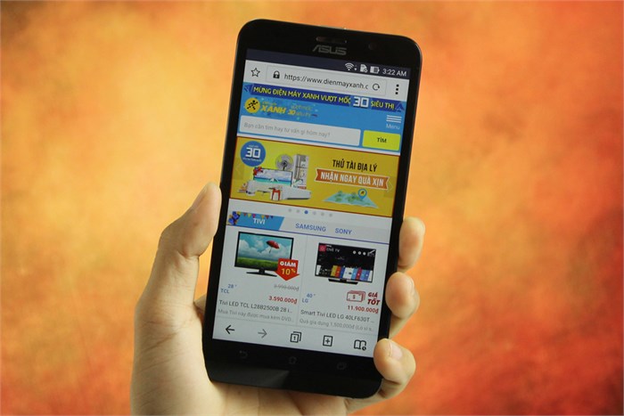 Điện thoại Asus Zenfone 2 2.3Ghz/4G/32G Màu Vàng đồng