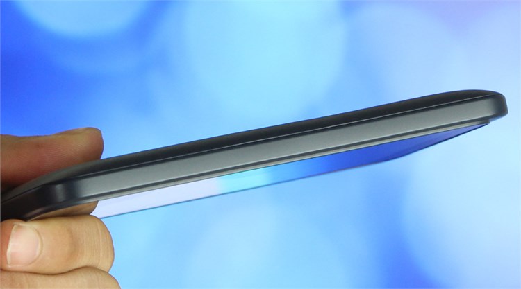 Điện thoại HTC Desire 320