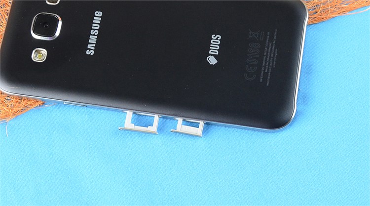 Điện thoại Samsung Galaxy E5