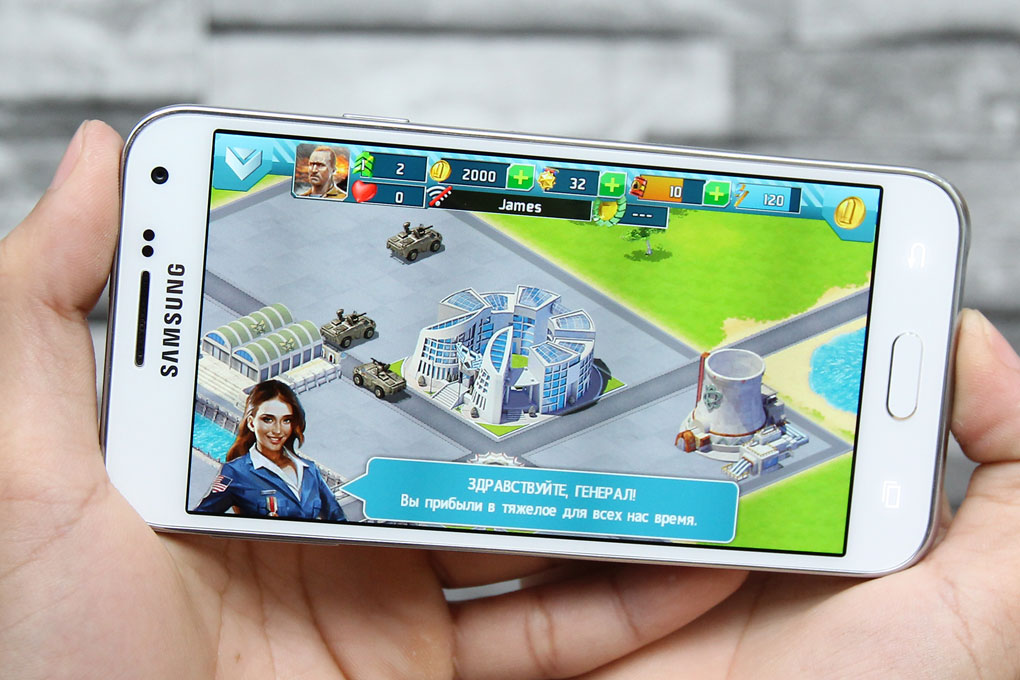 Điện thoại Samsung Galaxy E5