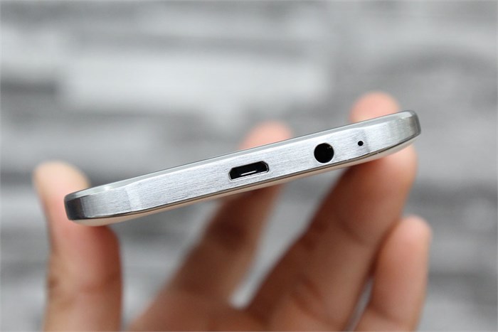 Điện thoại Samsung Galaxy E5