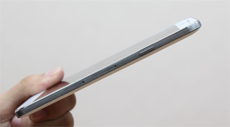 Điện thoại Samsung Galaxy E5