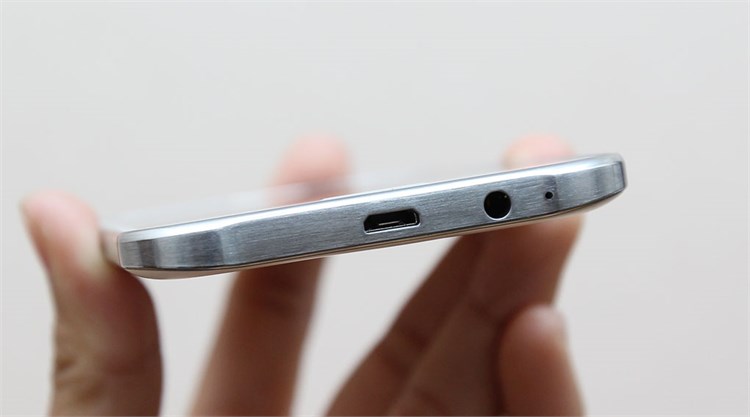 Điện thoại Samsung Galaxy E5