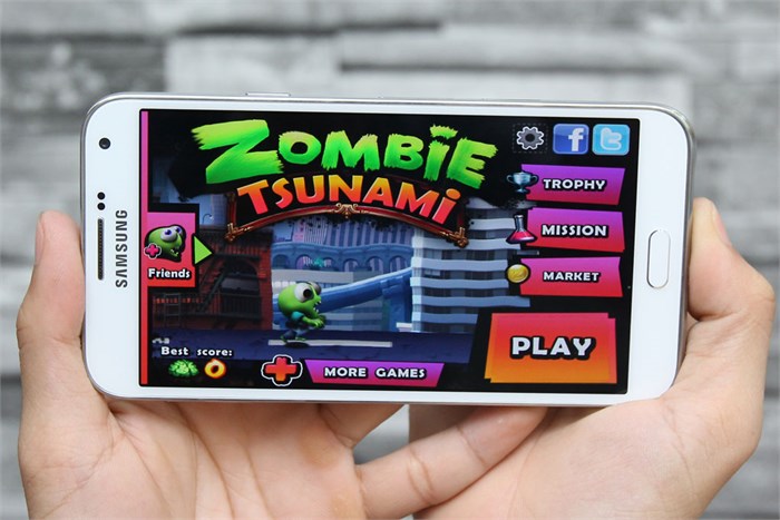 Điện thoại Samsung Galaxy E7