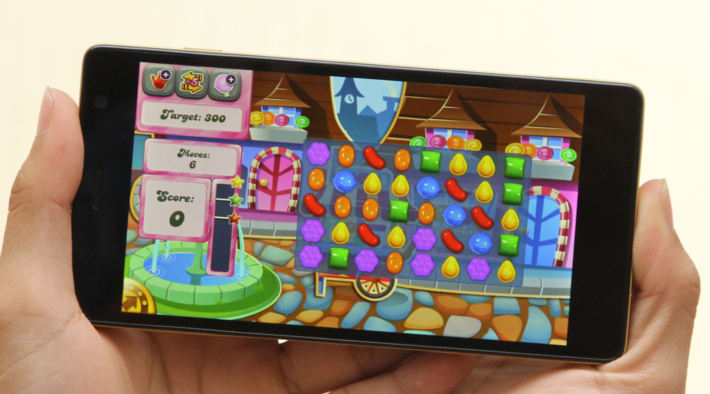 <p>QS558 c&oacute; cấu h&igrave;nh tương tự QS550T nhưng được n&acirc;ng cấp Camera 8.0MP</p>