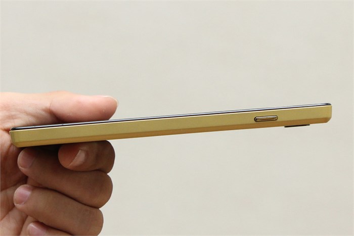 Điện thoại Q-Smart QS558