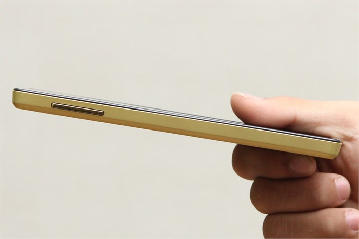 Điện thoại Q-Smart QS558