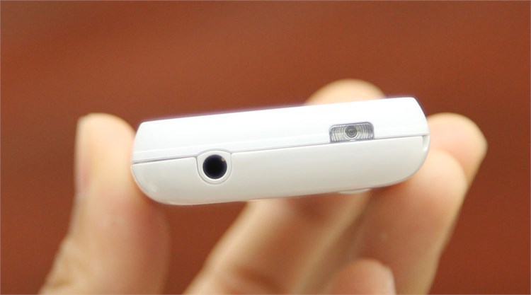 Điện thoại Samsung Brio