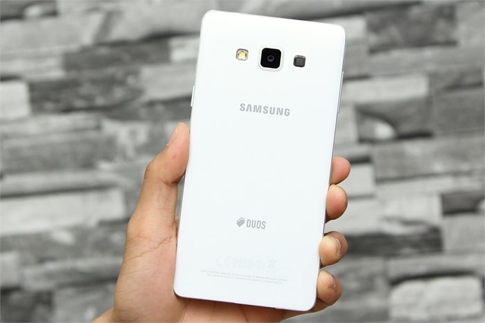 Điện thoại Samsung Galaxy A7