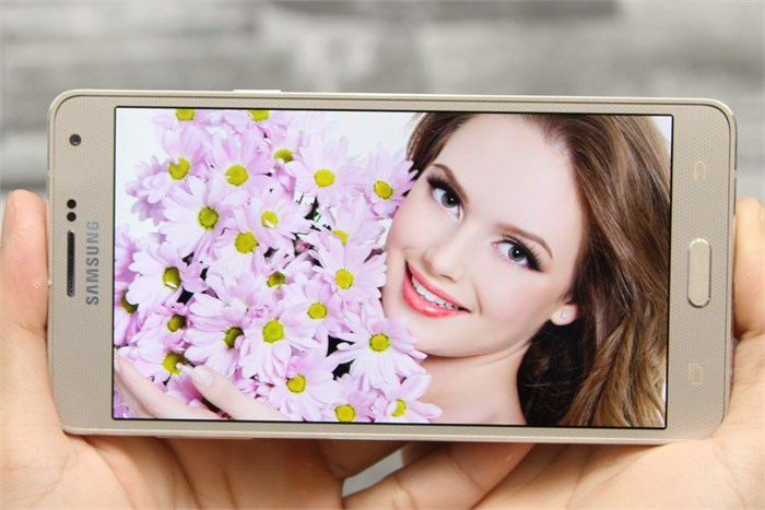 Điện thoại Samsung Galaxy A7