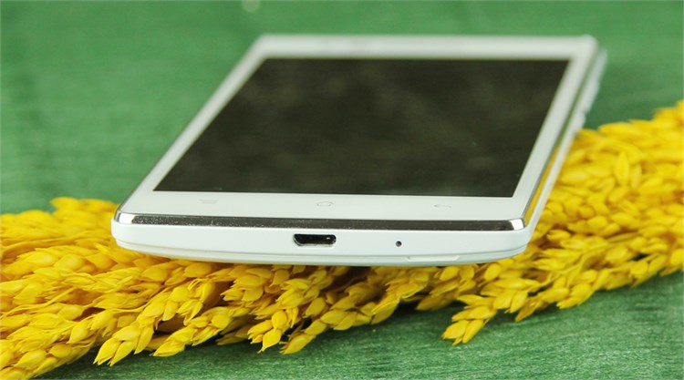 Điện thoại OPPO Mirror 3