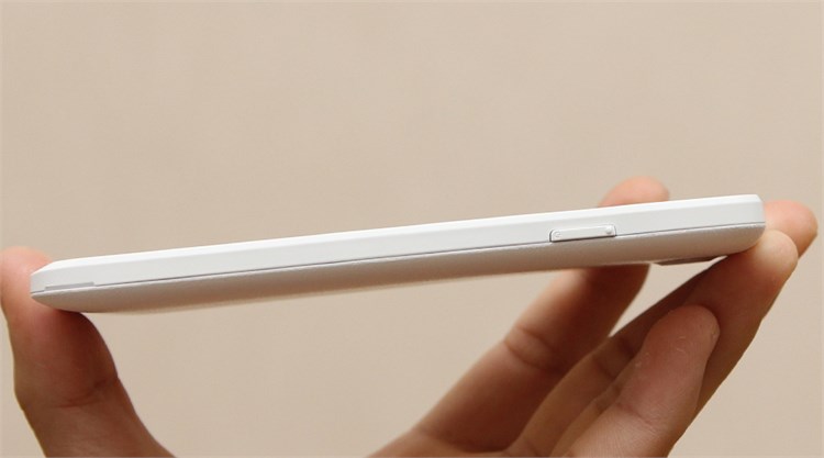 Điện thoại Mobiistar KAT 452