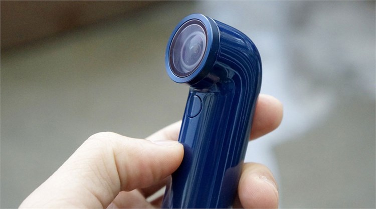 Điện thoại HTC RE Camera