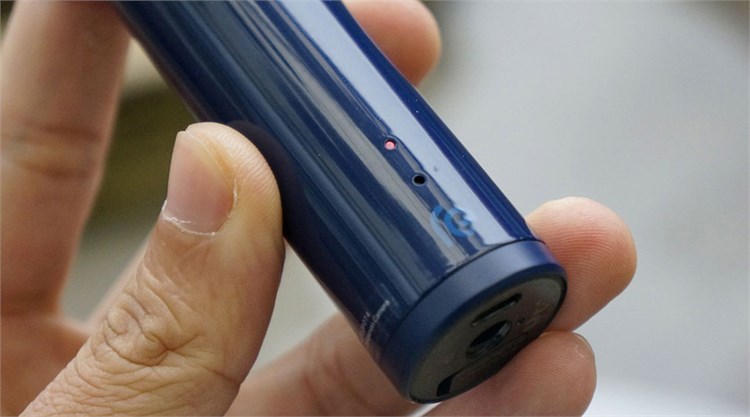 Điện thoại HTC RE Camera