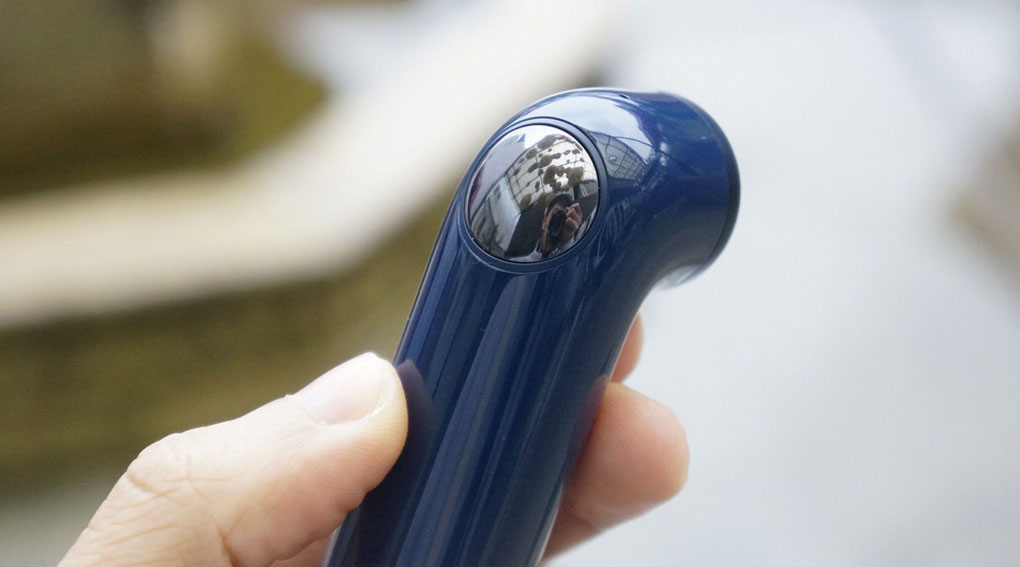 Điện thoại HTC RE Camera