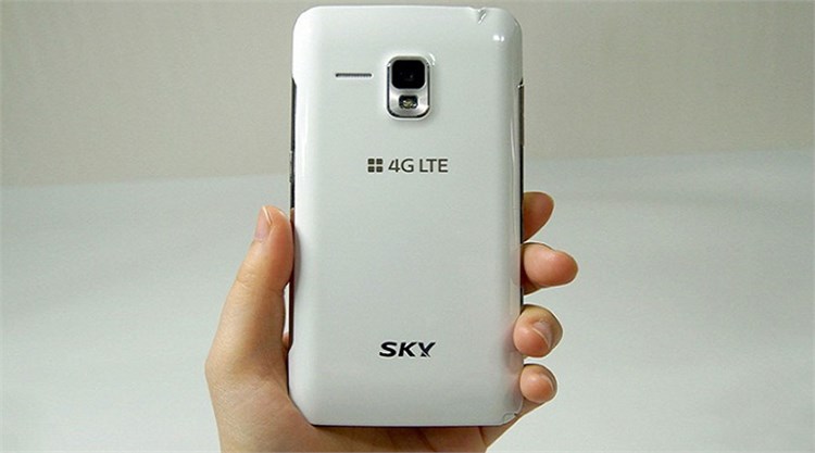 Điện thoại Sky A830
