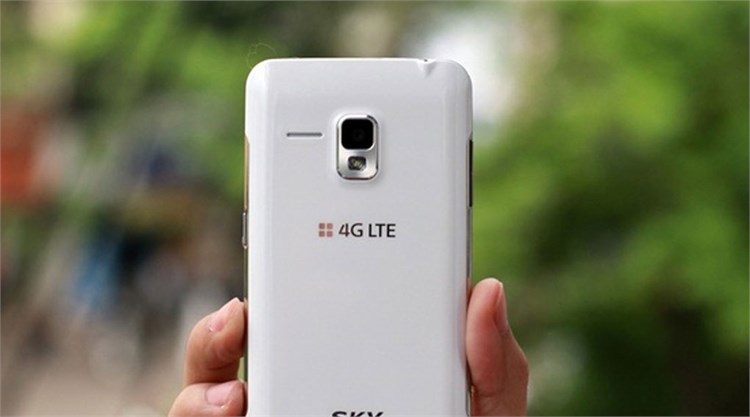 Điện thoại Sky A830