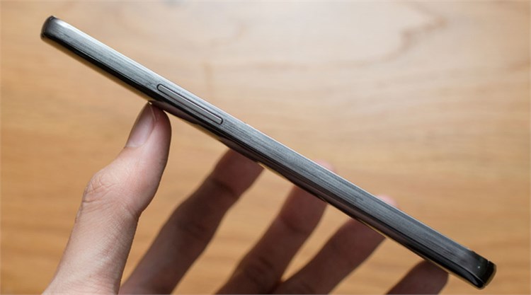 Điện thoại Sky A890